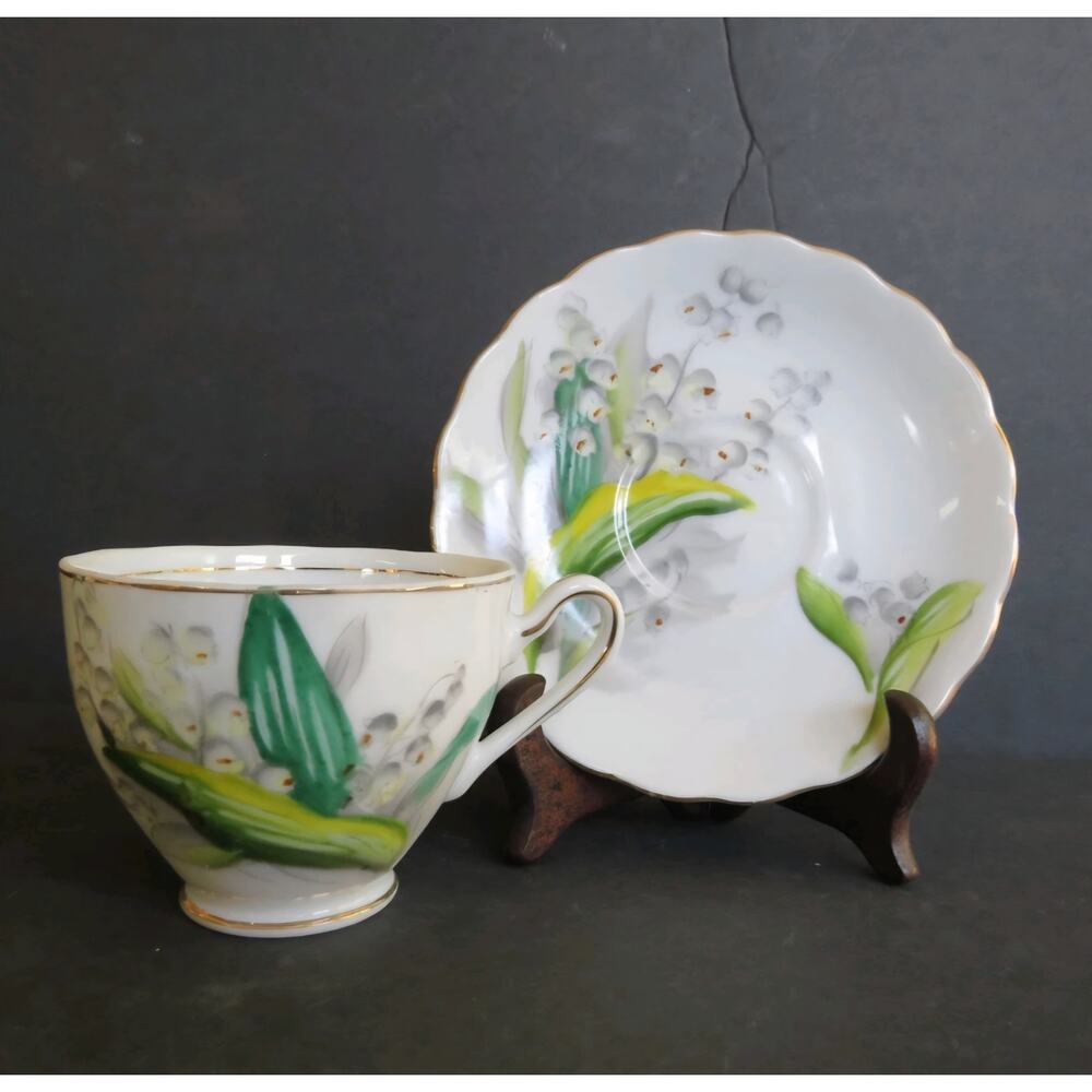 Vintage Kasuga Ware Lily of the Valley Teacup & Saucer Set Fine China Japan Gold